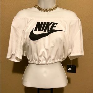 Off the Shoulder Nike Crop Top L/XL